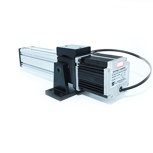 自动纠偏推动器